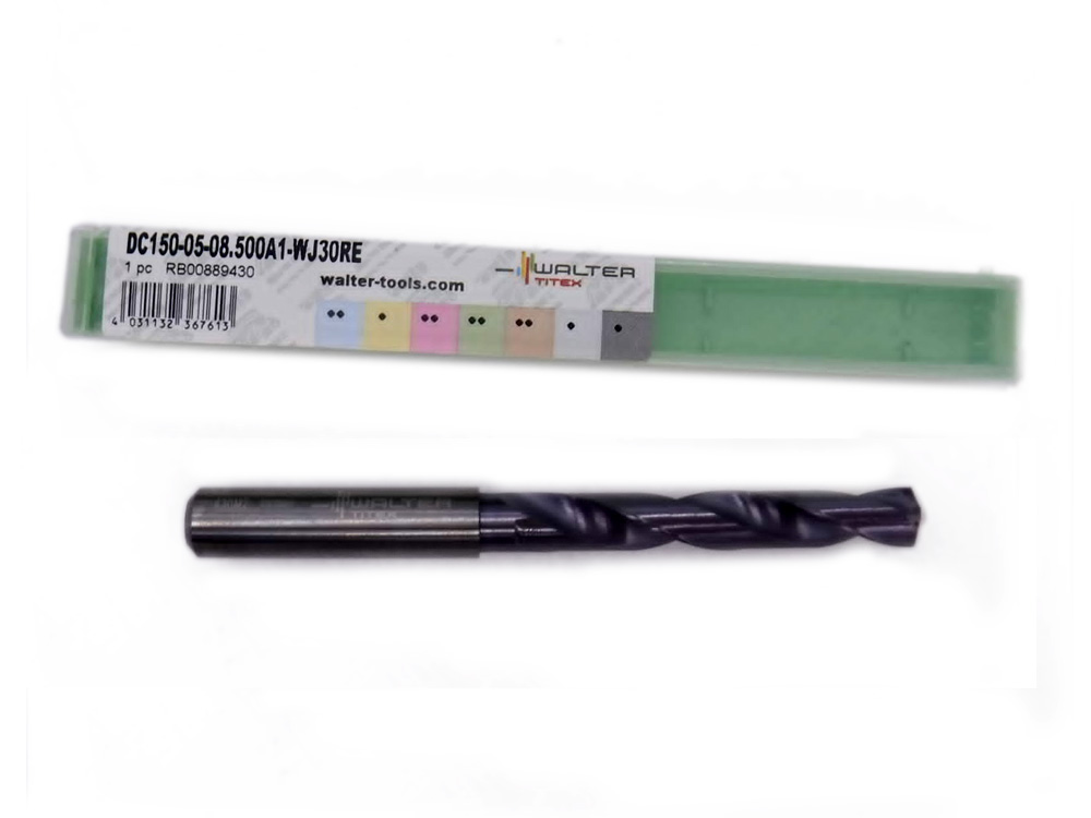 5D17.6mm內(nèi)冷整體硬質(zhì)合金鉆頭DC